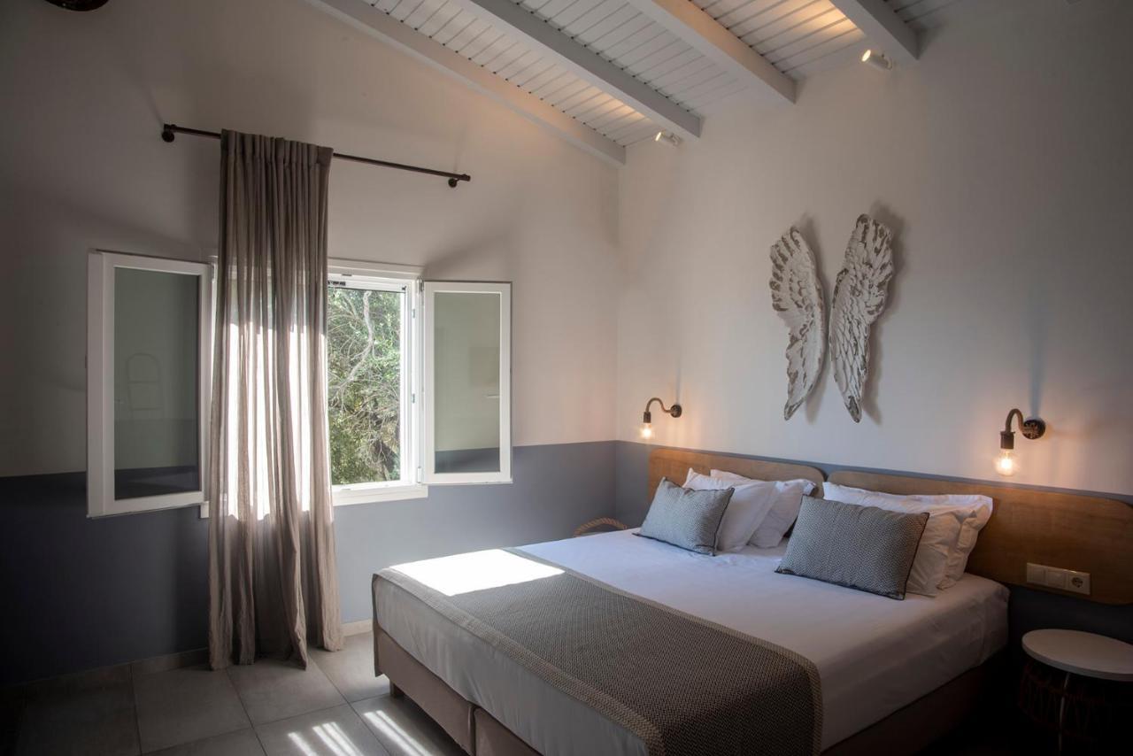 Avali Luxury Houses Gaios Exterior photo